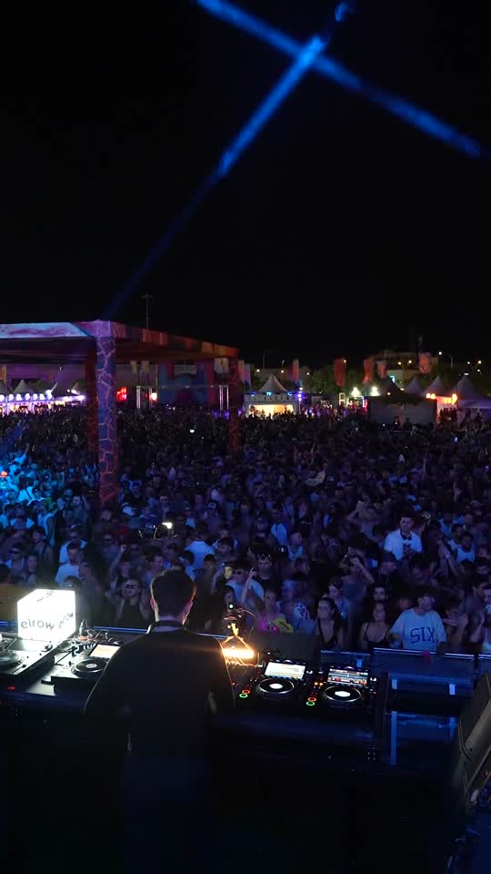 El público visto desde la cabina del escenario